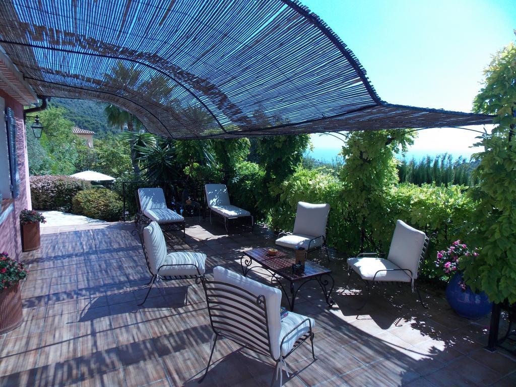 Le Mas De L'Aighetta Bed & Breakfast เอซ ภายนอก รูปภาพ